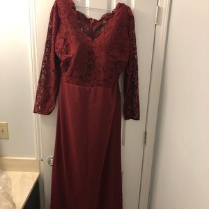 never used size 22 bridesmaid dress burgundy